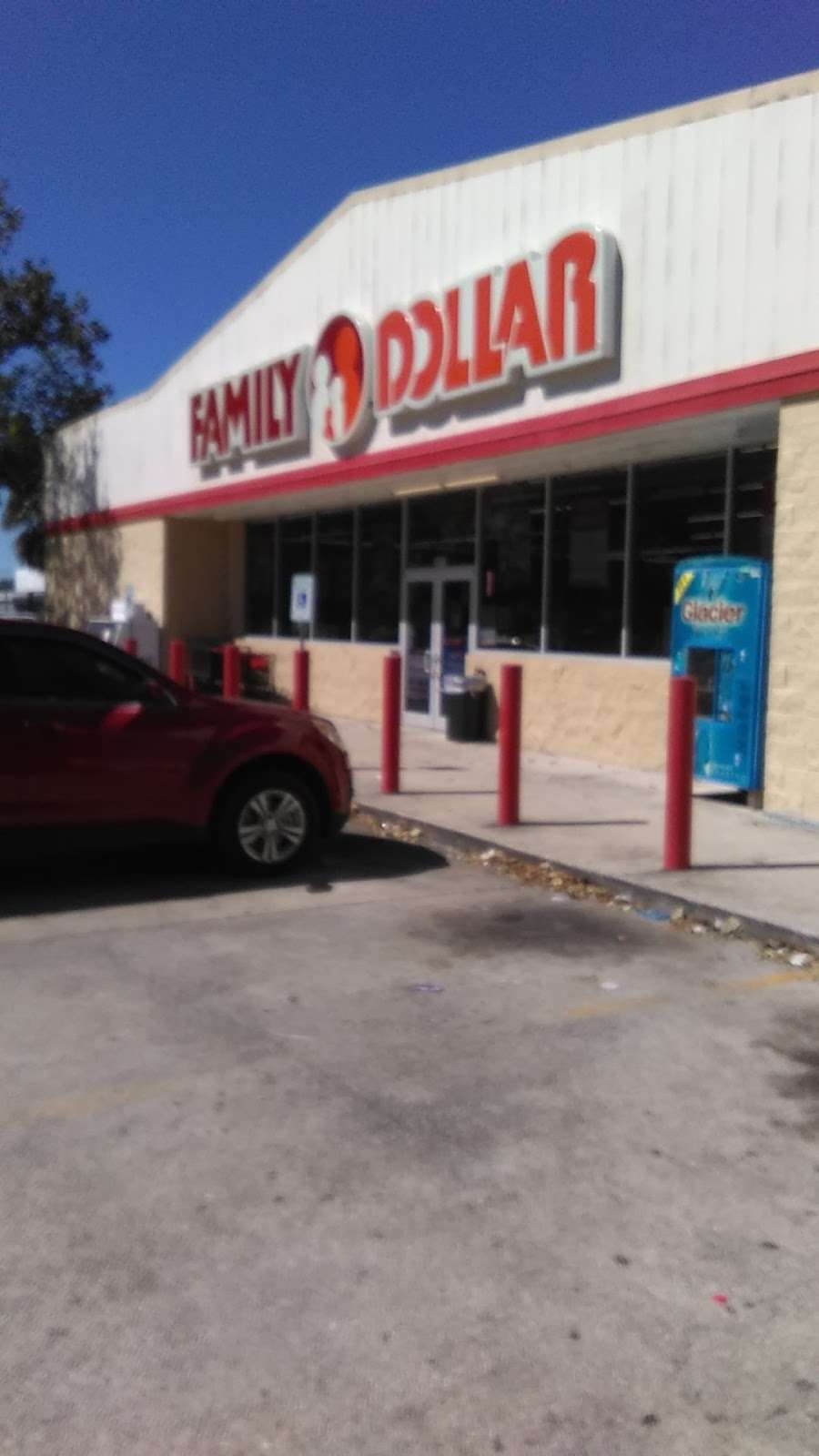 Family Dollar | 3903 New Tampa Hwy, Lakeland, FL 33815, USA | Phone: (863) 683-1002