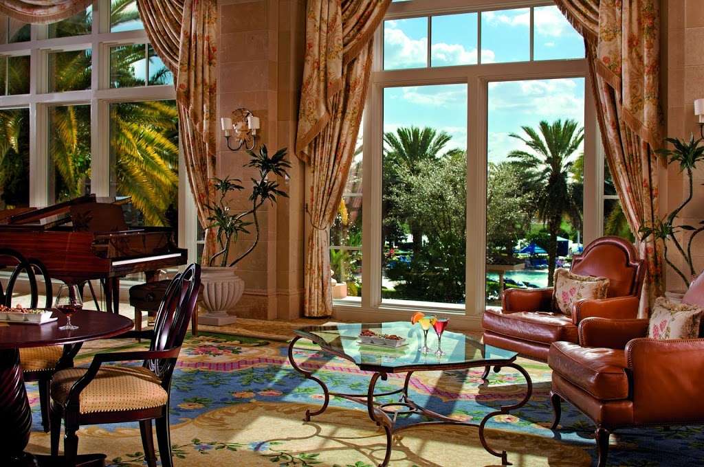 The Lobby Lounge | 4012 Central Florida Pkwy, Orlando, FL 32837, USA | Phone: (407) 206-2400