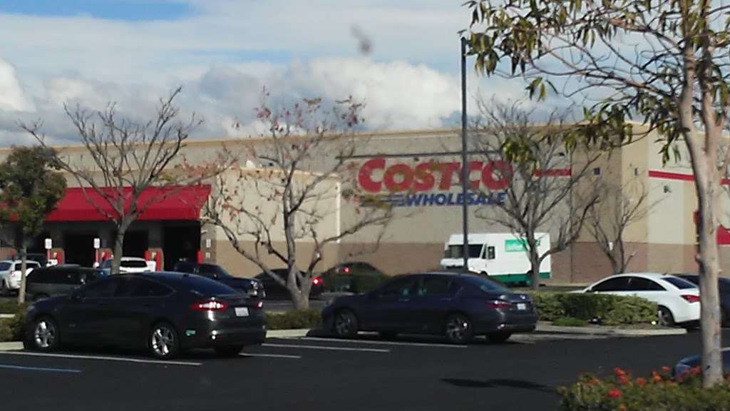 Costco Food Court | 13111 Peyton Dr, Chino Hills, CA 91709, USA | Phone: (909) 627-5168