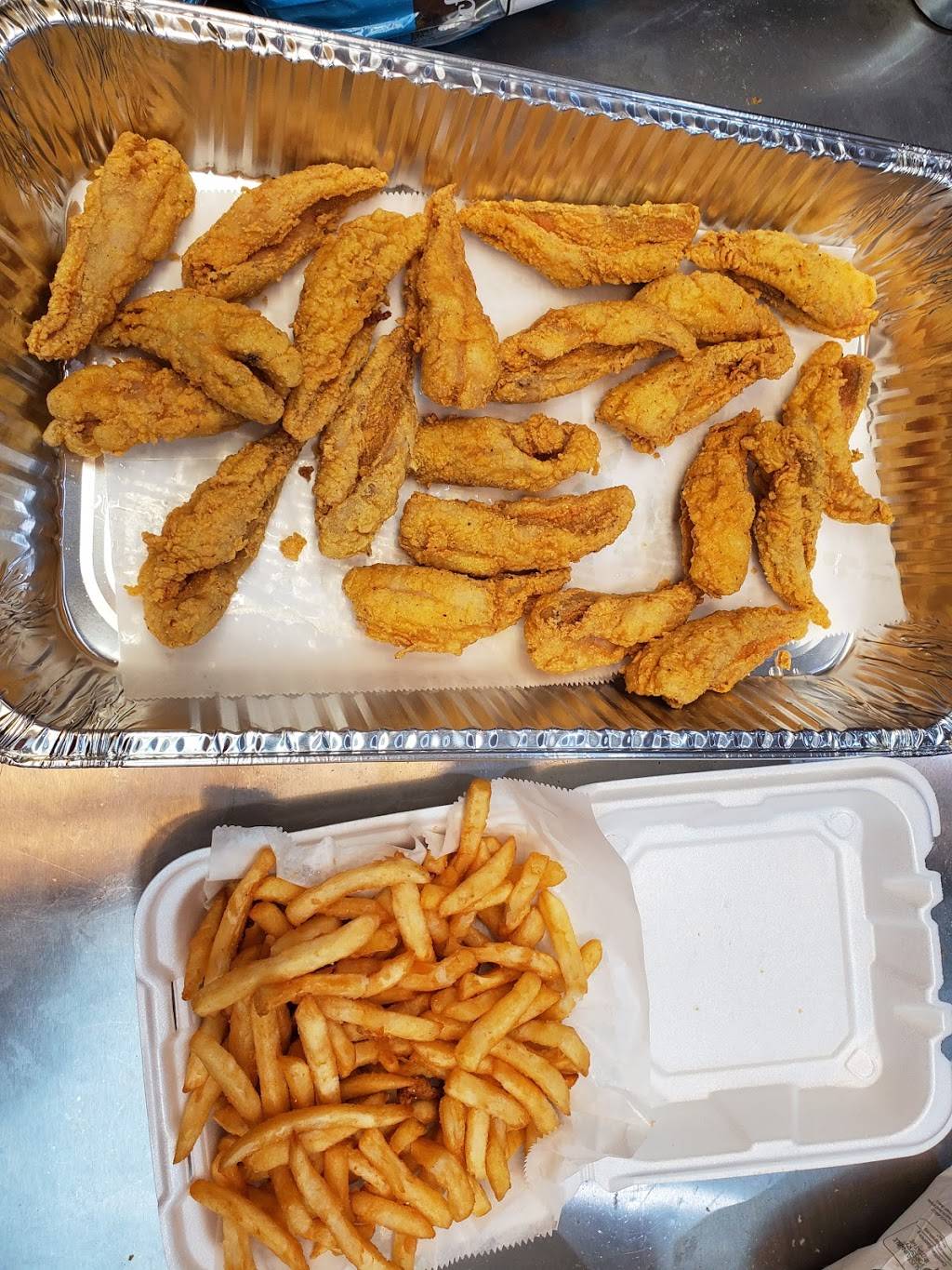 JJ’s Fish and Chicken | 5719 Rockbridge Rd SW, Stone Mountain, GA 30087, USA | Phone: (470) 545-4799