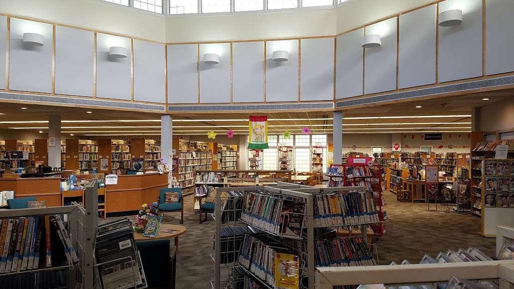 Howell Township Library | 318 Old Tavern Rd, Howell, NJ 07731 | Phone: (732) 938-2300