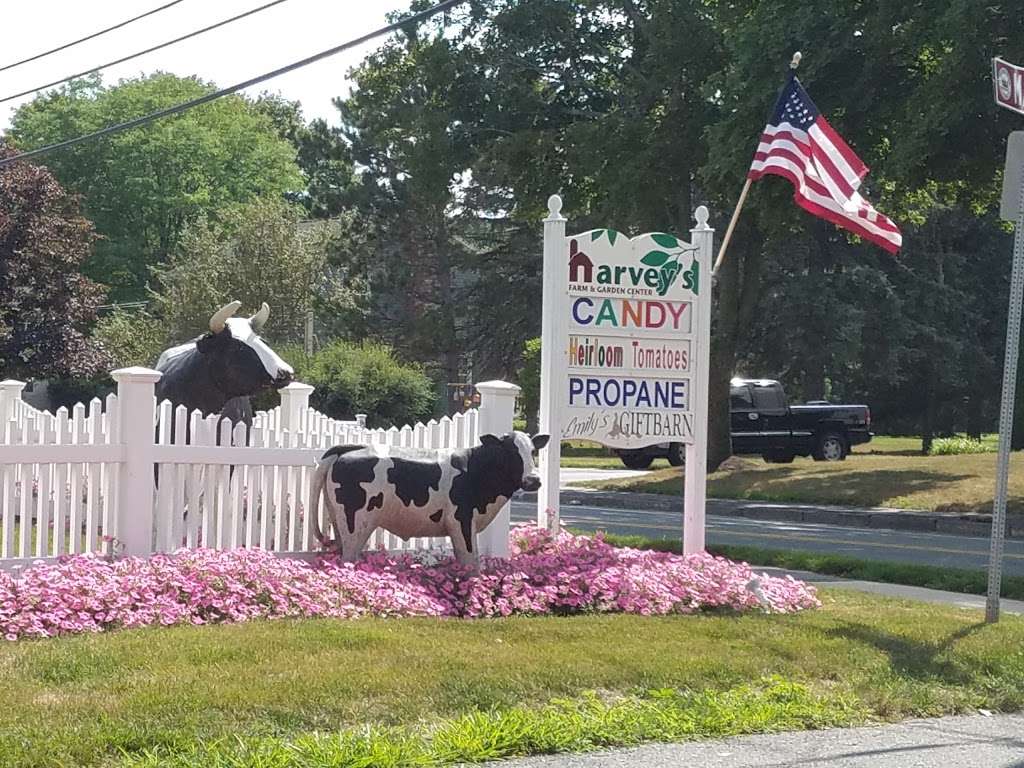 Harveys Farm | 7 Maple Ave, Westborough, MA 01581 | Phone: (508) 366-1545