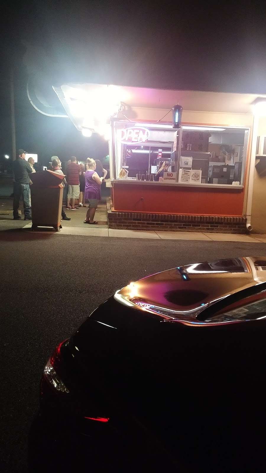 York Street Treat Inc | 881 York St, Hanover, PA 17331, USA | Phone: (717) 637-4165