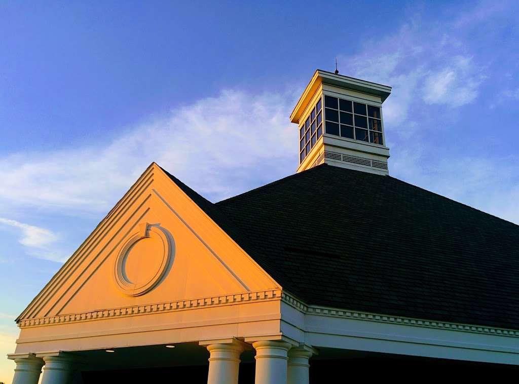 Memorial Prayer Chapel | Upland, IN 46989, USA