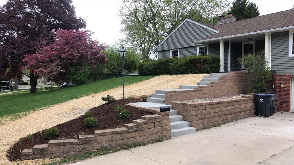 Laues Landscapes & Design Solutions | W359S1614 WI-67, Dousman, WI 53118 | Phone: (262) 965-3303