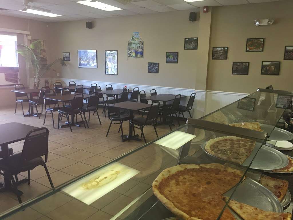 La Vera Pizzeria & Restaurant | 315 E Street Rd, Feasterville-Trevose, PA 19053, USA | Phone: (215) 354-1200