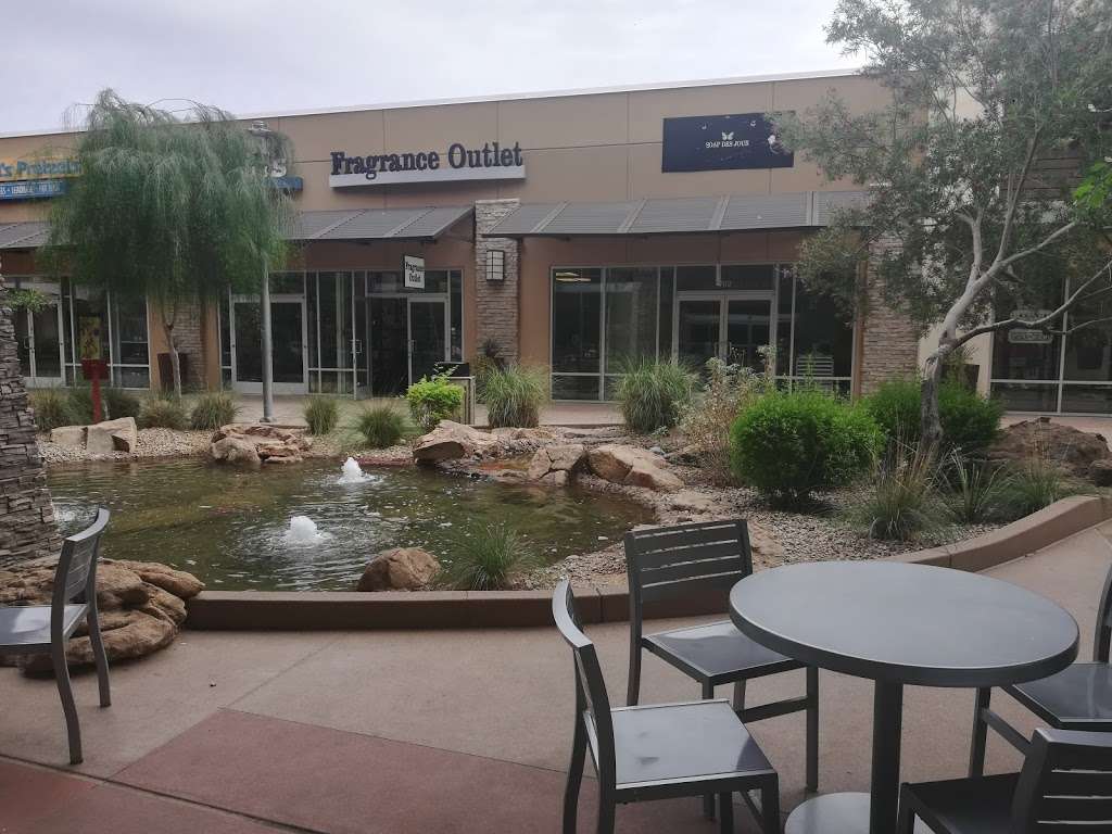 Fragrance Outlet | 4976 Premium Outlets Way, Chandler, AZ 85226, USA | Phone: (480) 639-1710