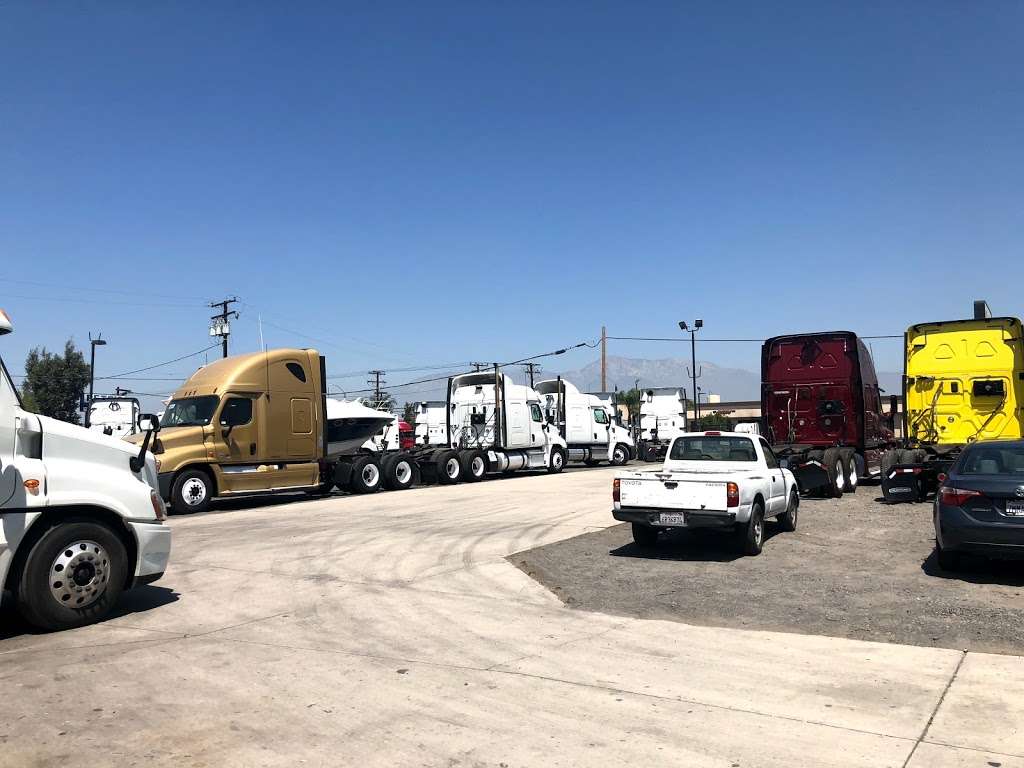 Cherry Truck Sales | 14267 Valley Blvd, Fontana, CA 92335 | Phone: (909) 349-1266