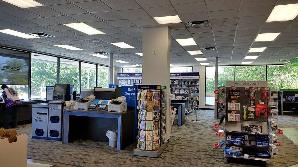 FedEx Ship Center | 719 N Hammonds Ferry Rd, Linthicum Heights, MD 21090, USA | Phone: (800) 463-3339