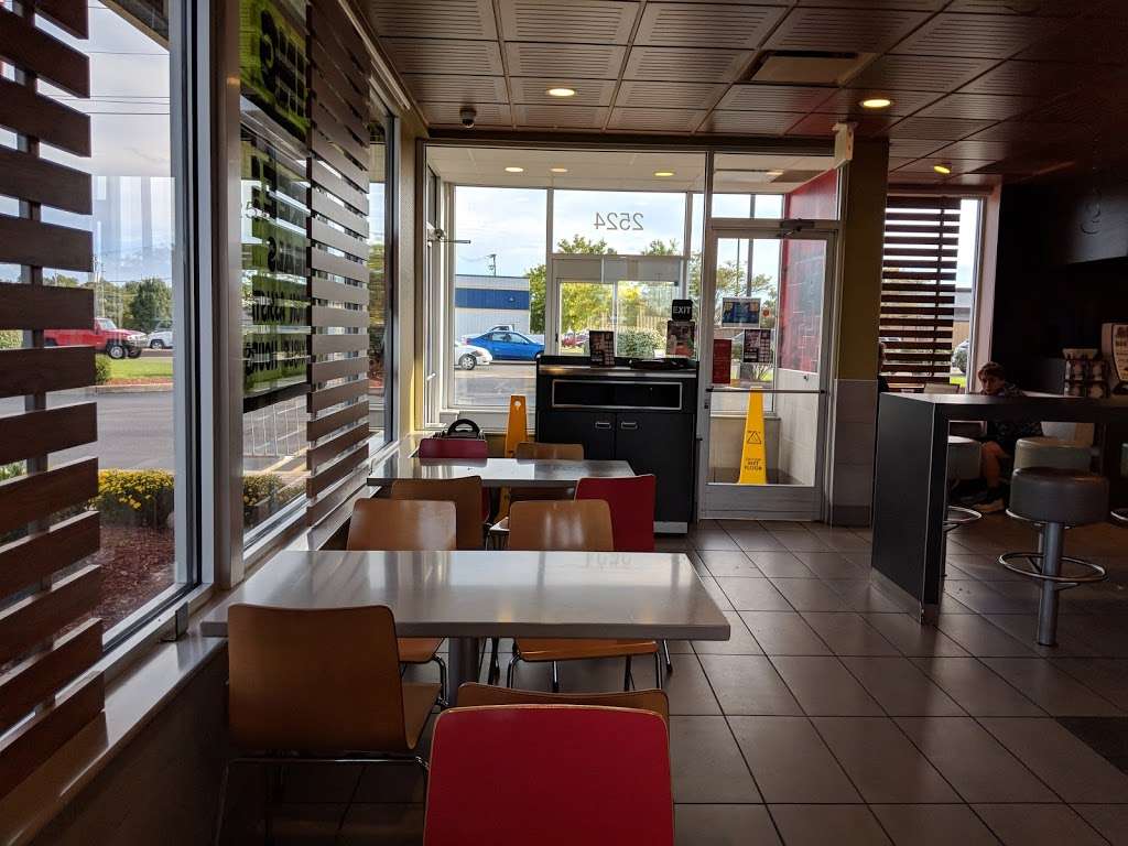 McDonalds | 2524 County Line Rd E, Indianapolis, IN 46227 | Phone: (317) 888-6258