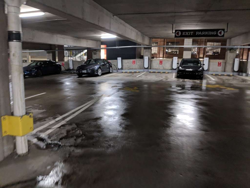 Tesla Supercharger | East Parking Garage, 1641 Whetstone Way, Baltimore, MD 21230, USA