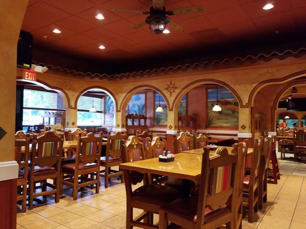 Los Portales | 6938 Aviation Blvd, Glen Burnie, MD 21061 | Phone: (410) 766-9800