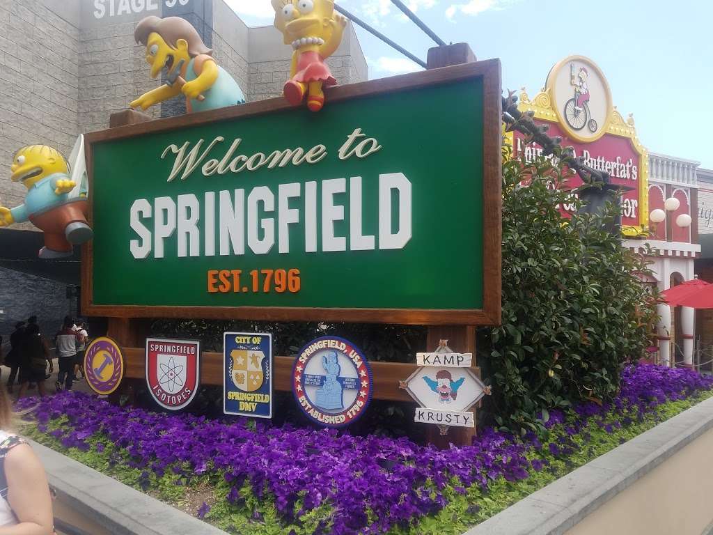 Springfield U.S.A | 49 Production Plaza, North Hollywood, CA 91602, USA