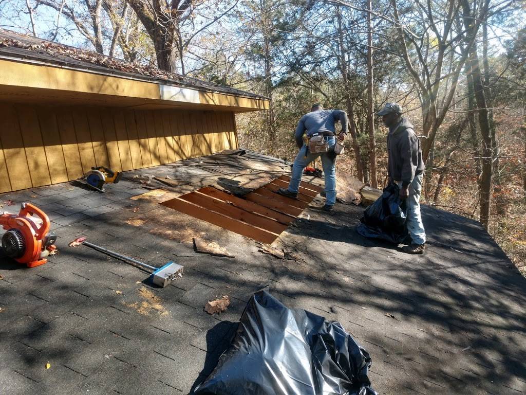 Roofing and Gutters of North Carolina | 4339 Alpine Ln, Liberty, NC 27298, USA | Phone: (919) 672-6504