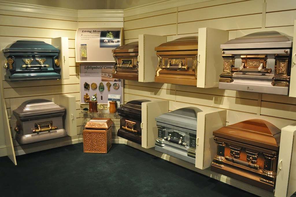 Garefino Funeral Home Inc. | 12 N Franklin St, Lambertville, NJ 08530, USA | Phone: (609) 397-2763