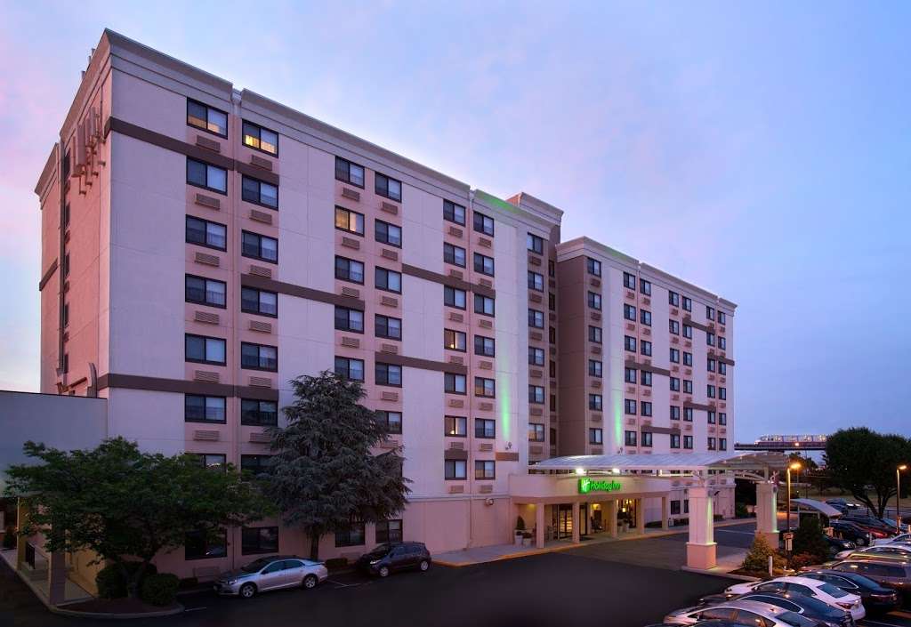 Holiday Inn Newark Airport | 450 US, Rte 1 and 9 S, Newark, NJ 07114, USA | Phone: (973) 242-0900