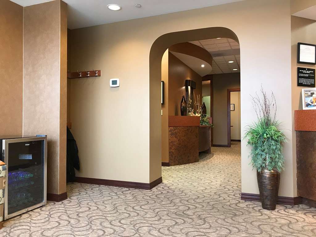 Summit Square Dental | 3228 Turnberry Oak Dr, Waukesha, WI 53188, USA | Phone: (262) 544-0171