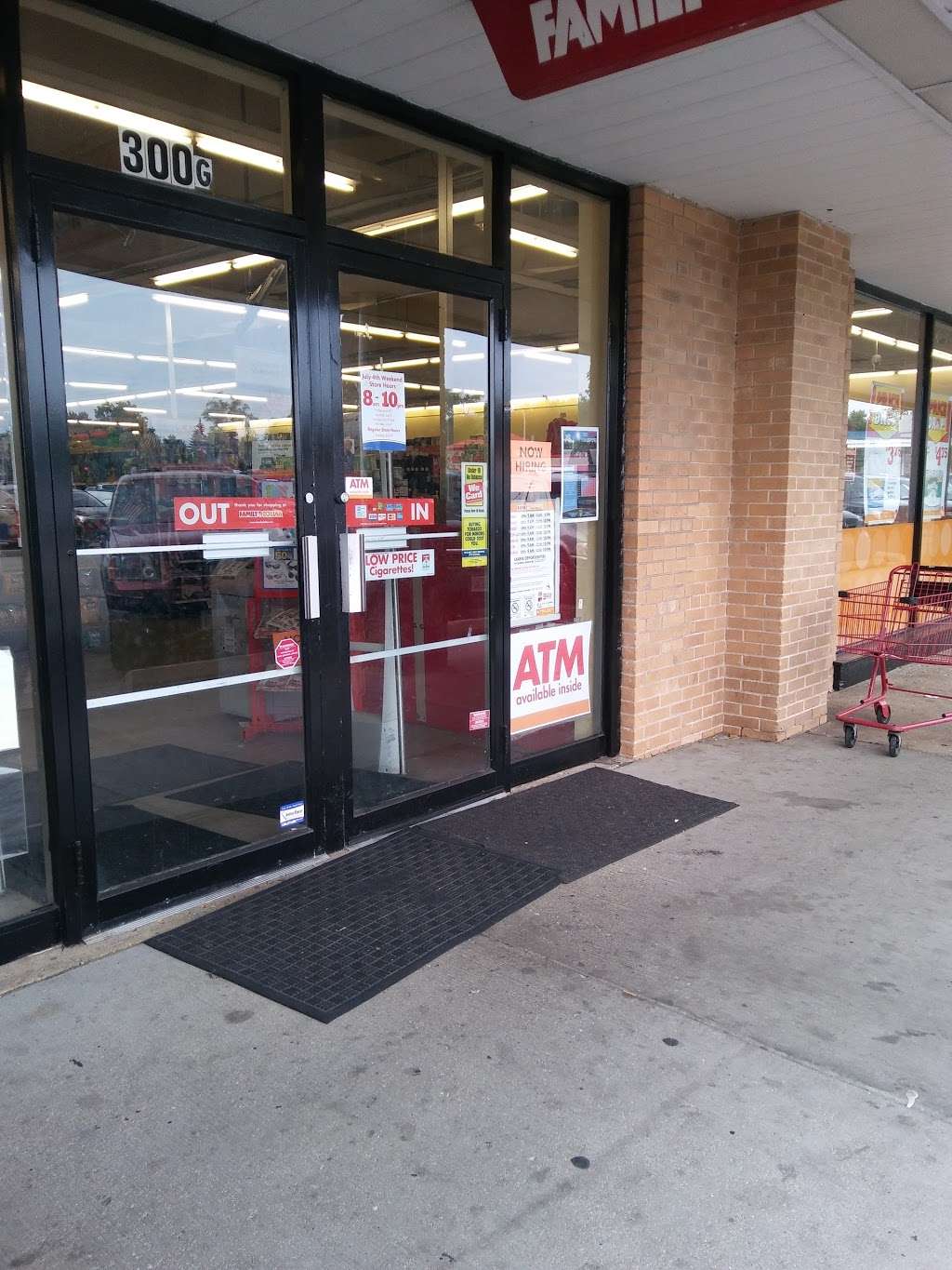 Family Dollar | 300 S McLean Blvd Ste G, Elgin, IL 60123, USA | Phone: (847) 608-0390