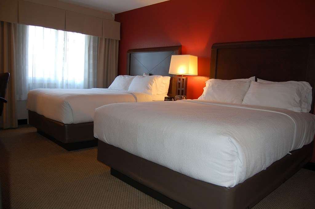 Holiday Inn Taunton-Foxboro Area | 700 Myles Standish Blvd, Taunton, MA 02780 | Phone: (508) 823-0430