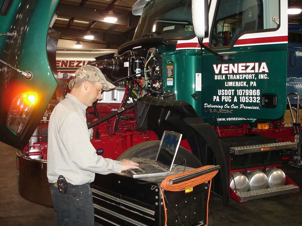 Venezia Bulk Transport Inc | 86 Airport Rd, Pottstown, PA 19464, USA | Phone: (610) 495-5200