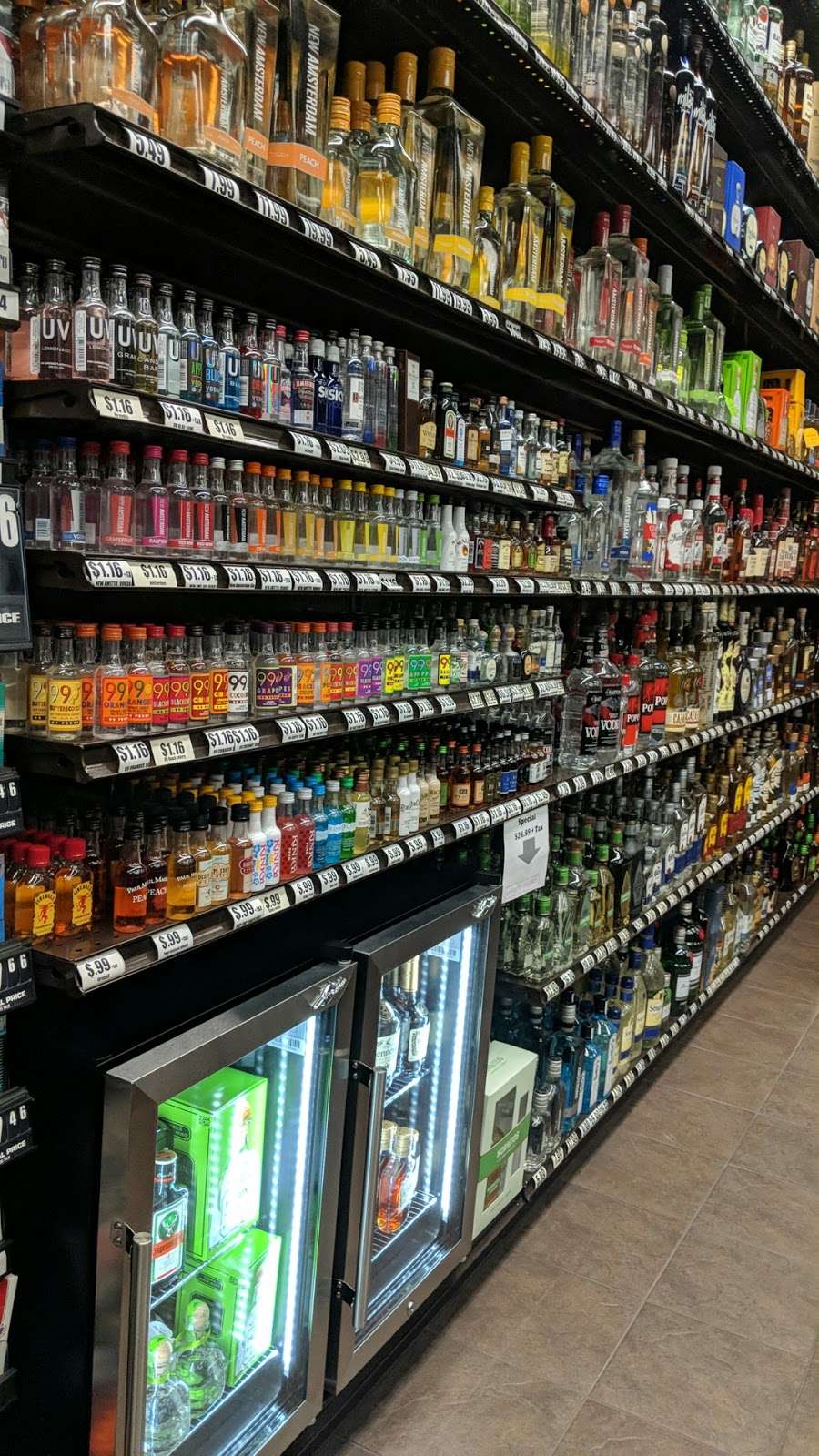 5 Star Market & Liquor | 3595 E Bonanza Rd #140, Las Vegas, NV 89110, USA | Phone: (702) 463-1848