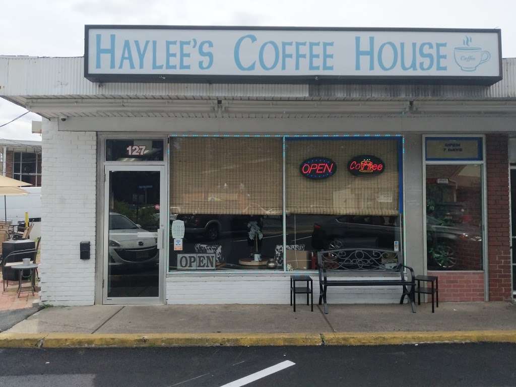 Haylees Coffee House | 127 Mountainview Blvd, Wayne, NJ 07470, USA | Phone: (973) 706-8852