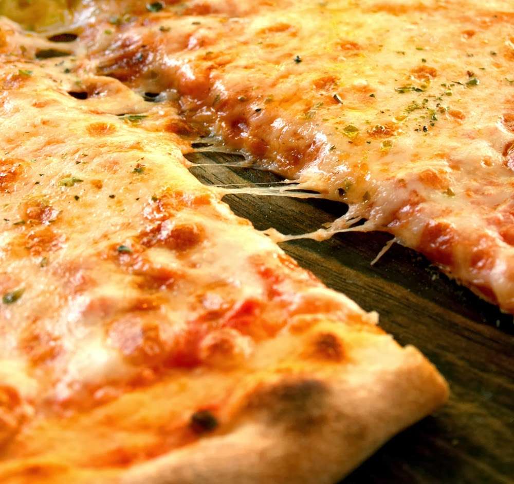 Mancinos Pizza & Restaurant | 7656 Lancaster Ave, Mt Aetna, PA 19544, USA | Phone: (717) 933-4894