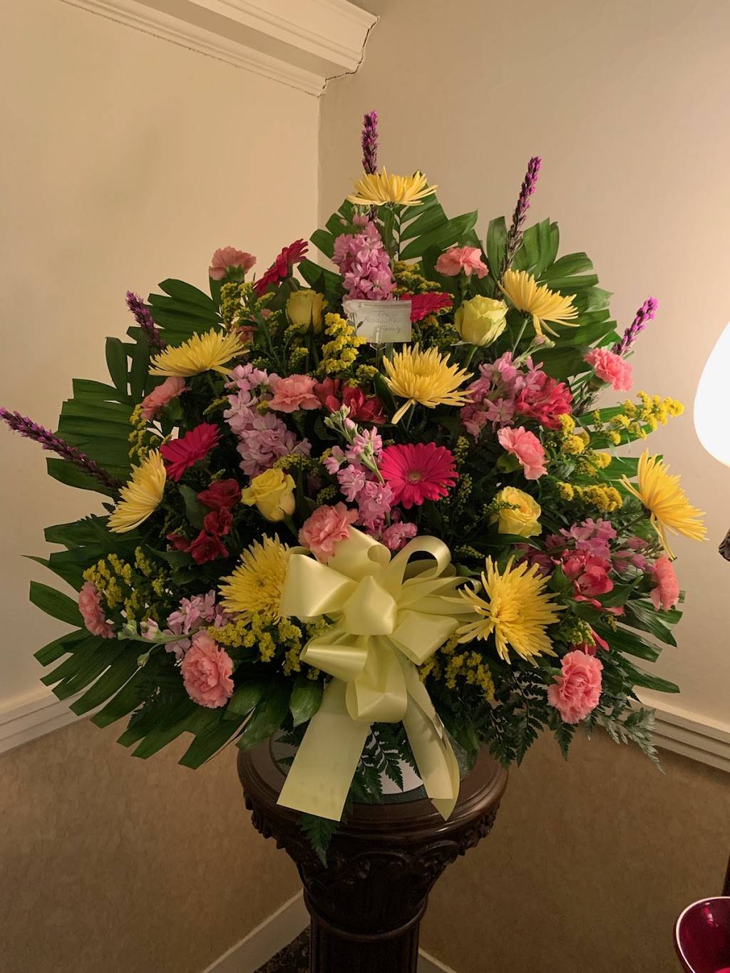 Primrose Flowers | 203 Butler St, Pittsburgh, PA 15223, USA | Phone: (412) 696-0051