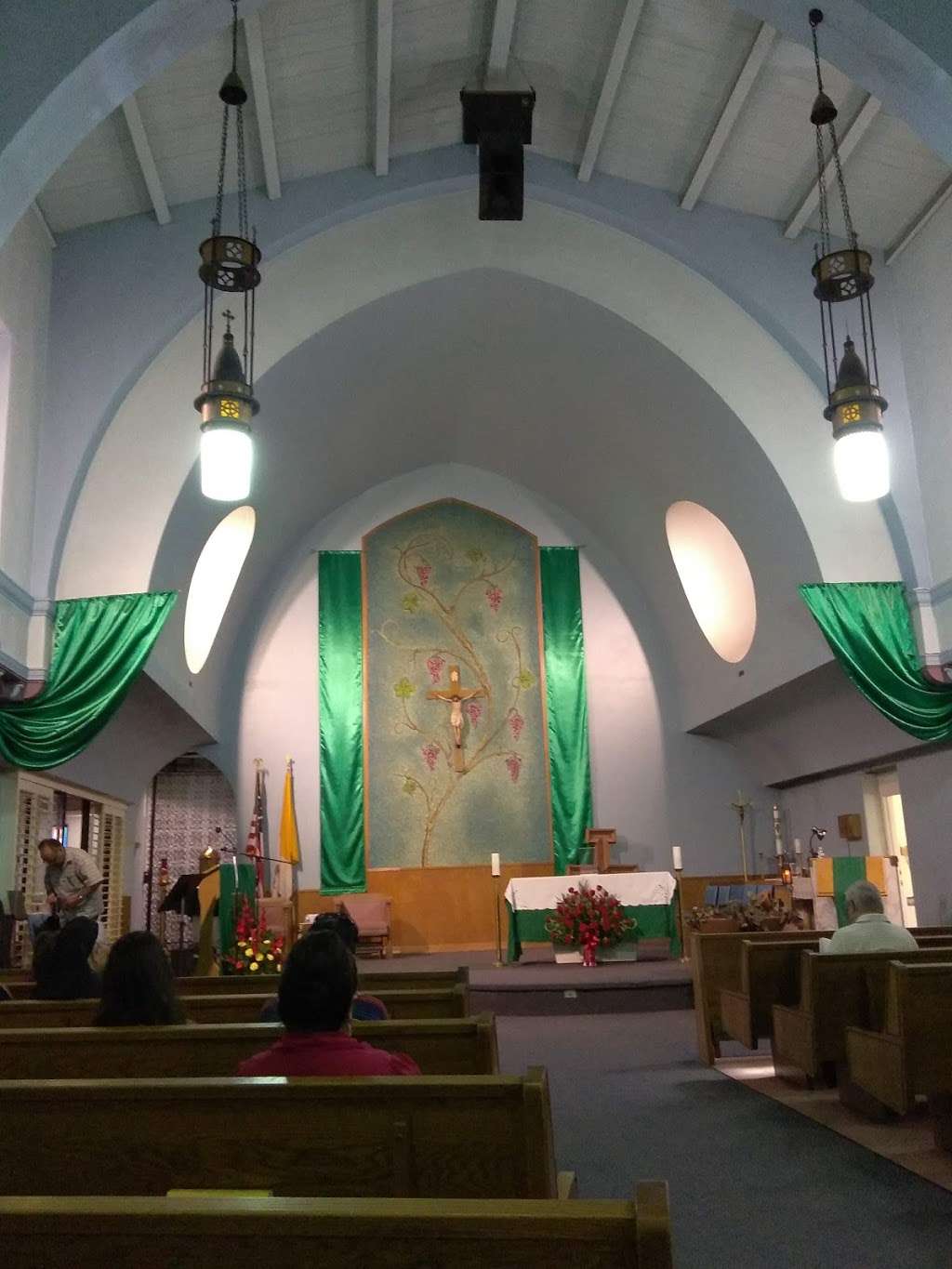 Immaculate Conception Catholic Church | 1106 N La Cadena Dr, Colton, CA 92324 | Phone: (909) 825-5110