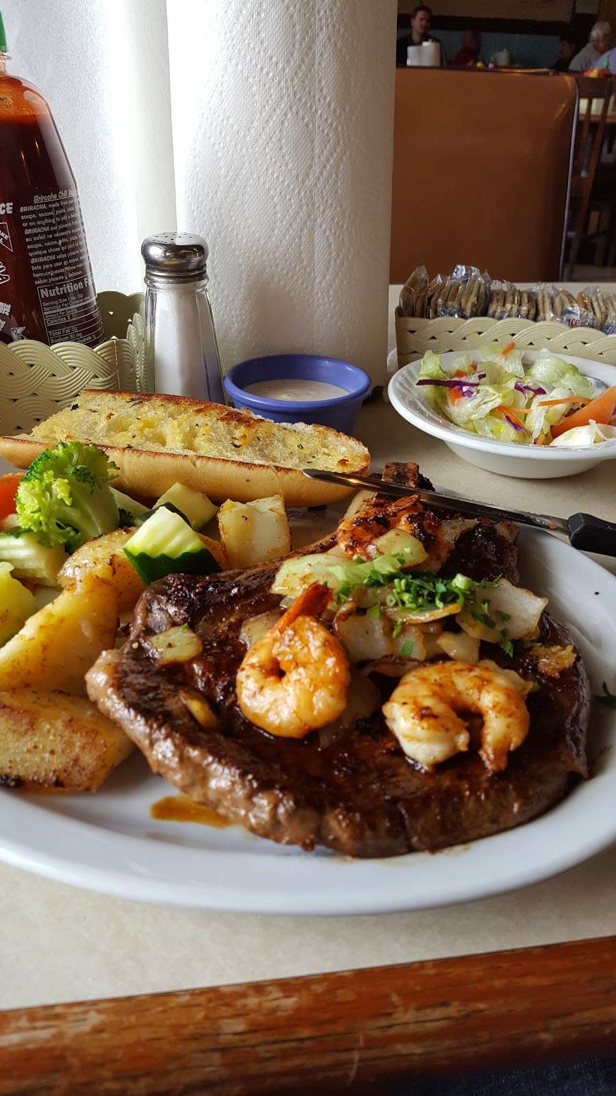 Texas Seafood Restaurant | 10155 East Fwy, Houston, TX 77029, USA | Phone: (713) 675-0750