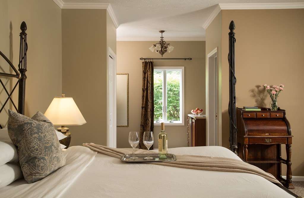 The French Manor Inn and Spa | 50 Huntingdon Dr, Newfoundland, PA 18445, USA | Phone: (570) 676-3244