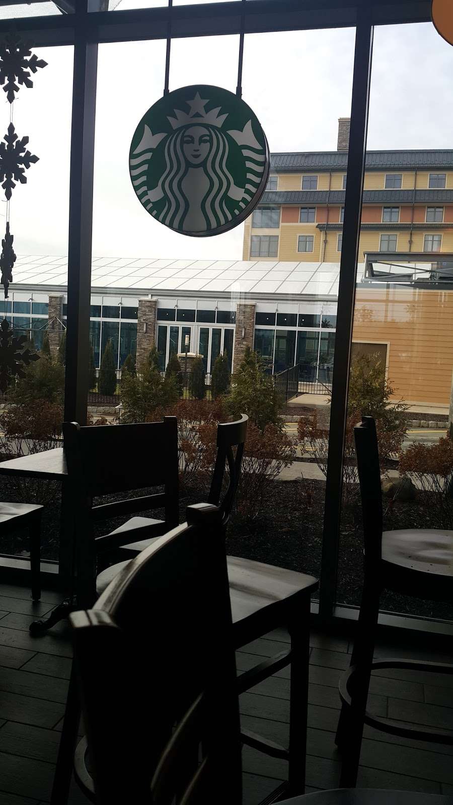 Starbucks | 312 Woodland Rd, Mt Pocono, PA 18344, USA | Phone: (570) 243-5371