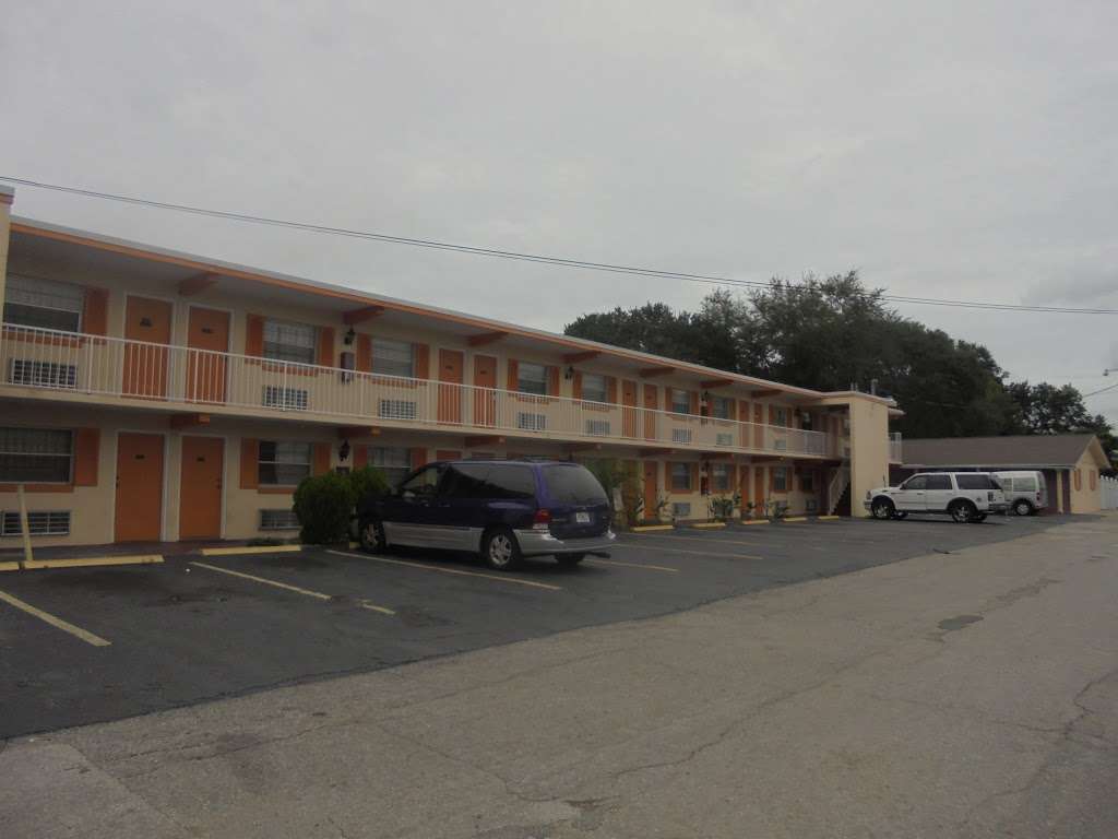 Sunrise Motel | 4162, 801 W Vine St, Kissimmee, FL 34741, USA | Phone: (407) 846-3228