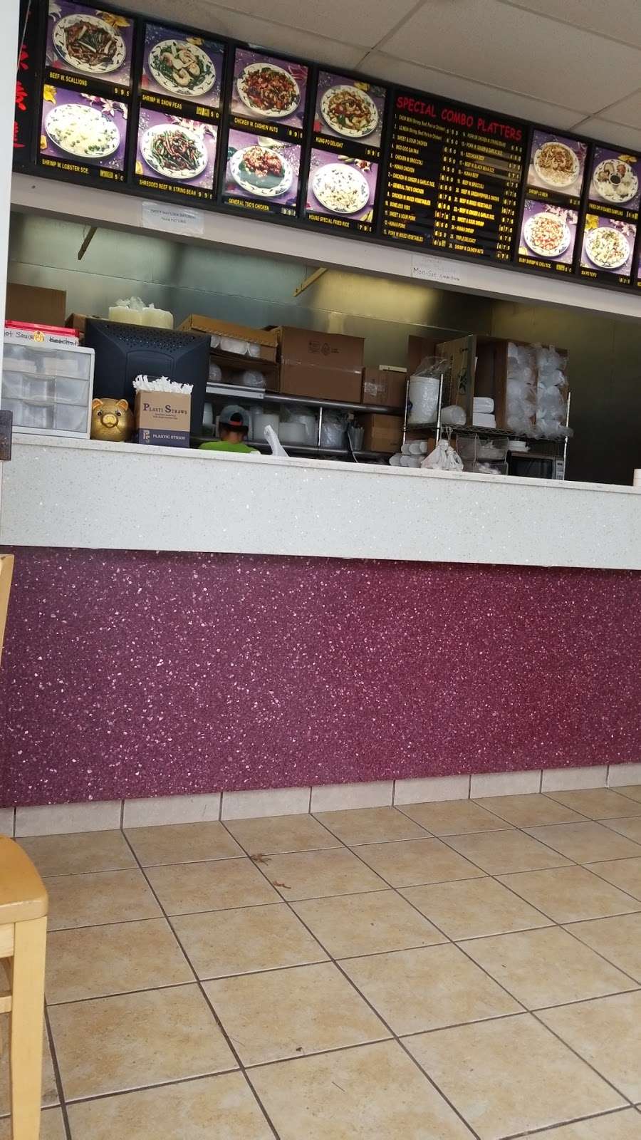 Lins Gourmet | 18045 Jefferson Davis Hwy, Ruther Glen, VA 22546, USA | Phone: (804) 448-9899