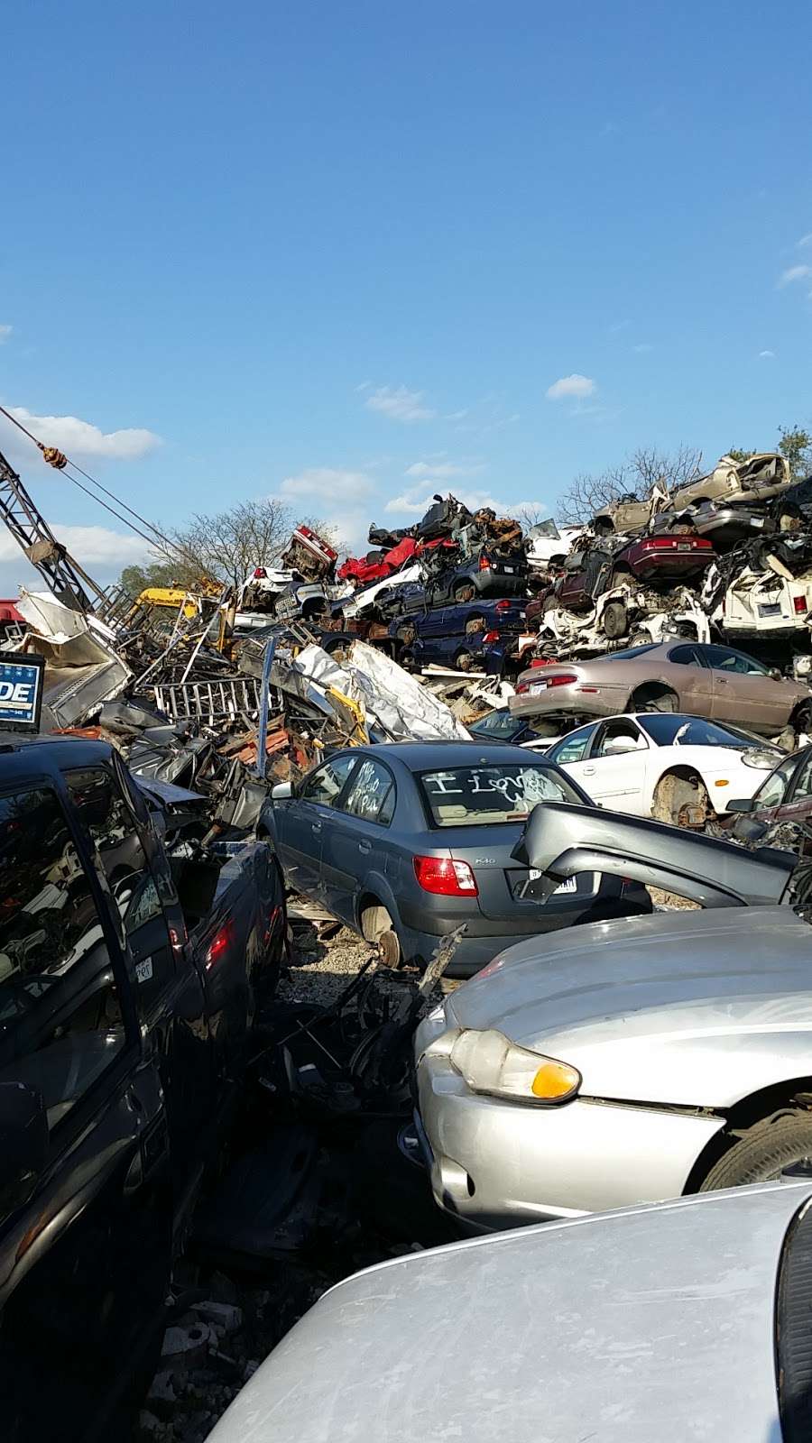 Alvy Wise Salvage Yard | 22527 Mitchell Rd, Tonganoxie, KS 66086, USA | Phone: (913) 972-0240