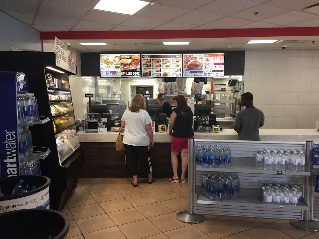 Burger King | 1 South NJ Tpke, Penns Grove, NJ 08069, USA | Phone: (856) 299-6051