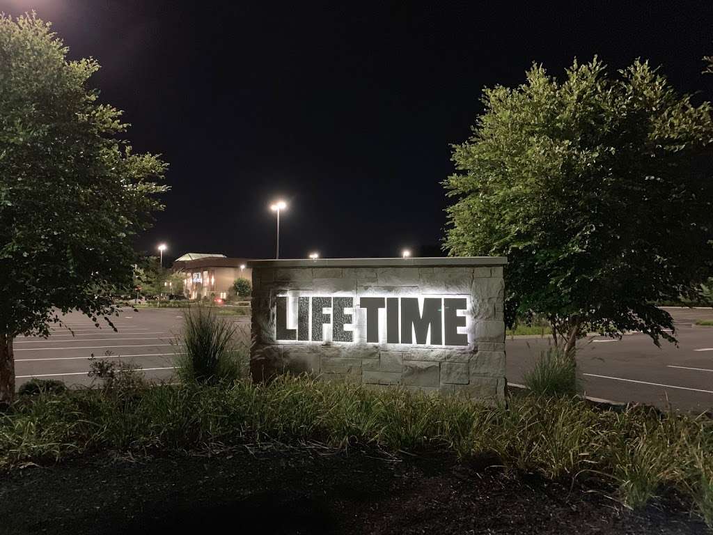 Life Time Athletic | 3939 Church Rd, Mt Laurel Township, NJ 08054, USA | Phone: (856) 813-3100