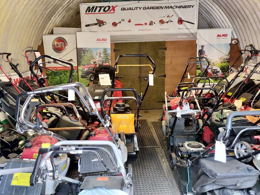 Lens Lawnmowers | Unit 16A Read Farm, Writtle, Chelmsford CM1 3SB, UK | Phone: 01245 422571