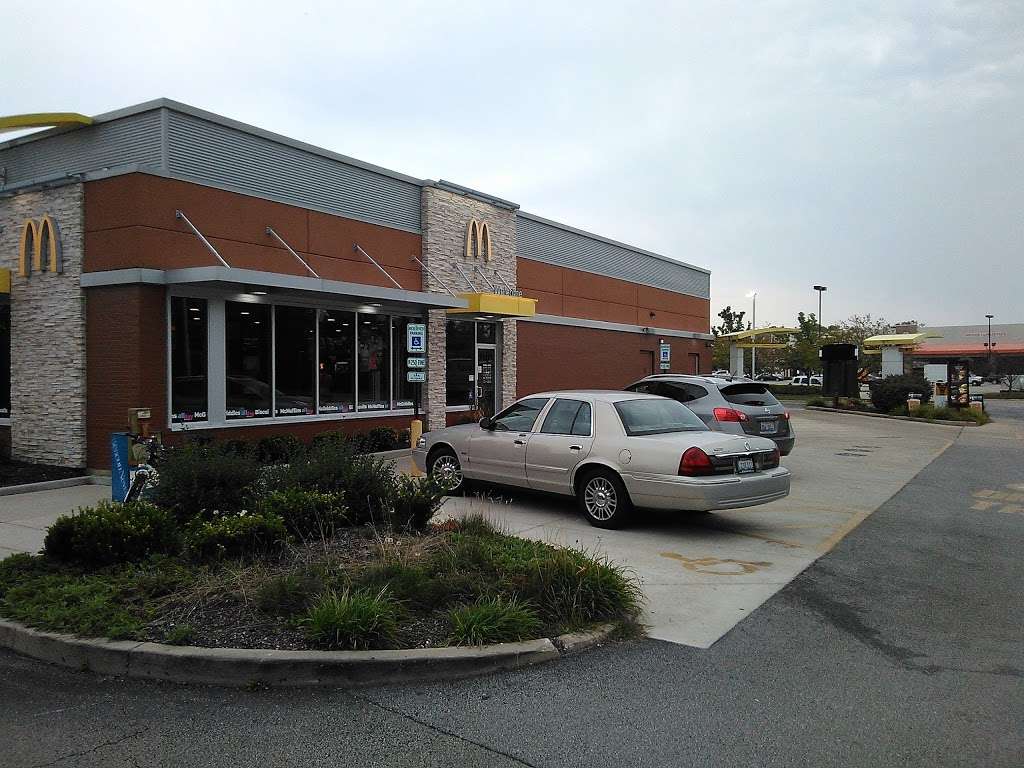 McDonalds | 2890 US-34, Oswego, IL 60543, USA | Phone: (630) 554-2858