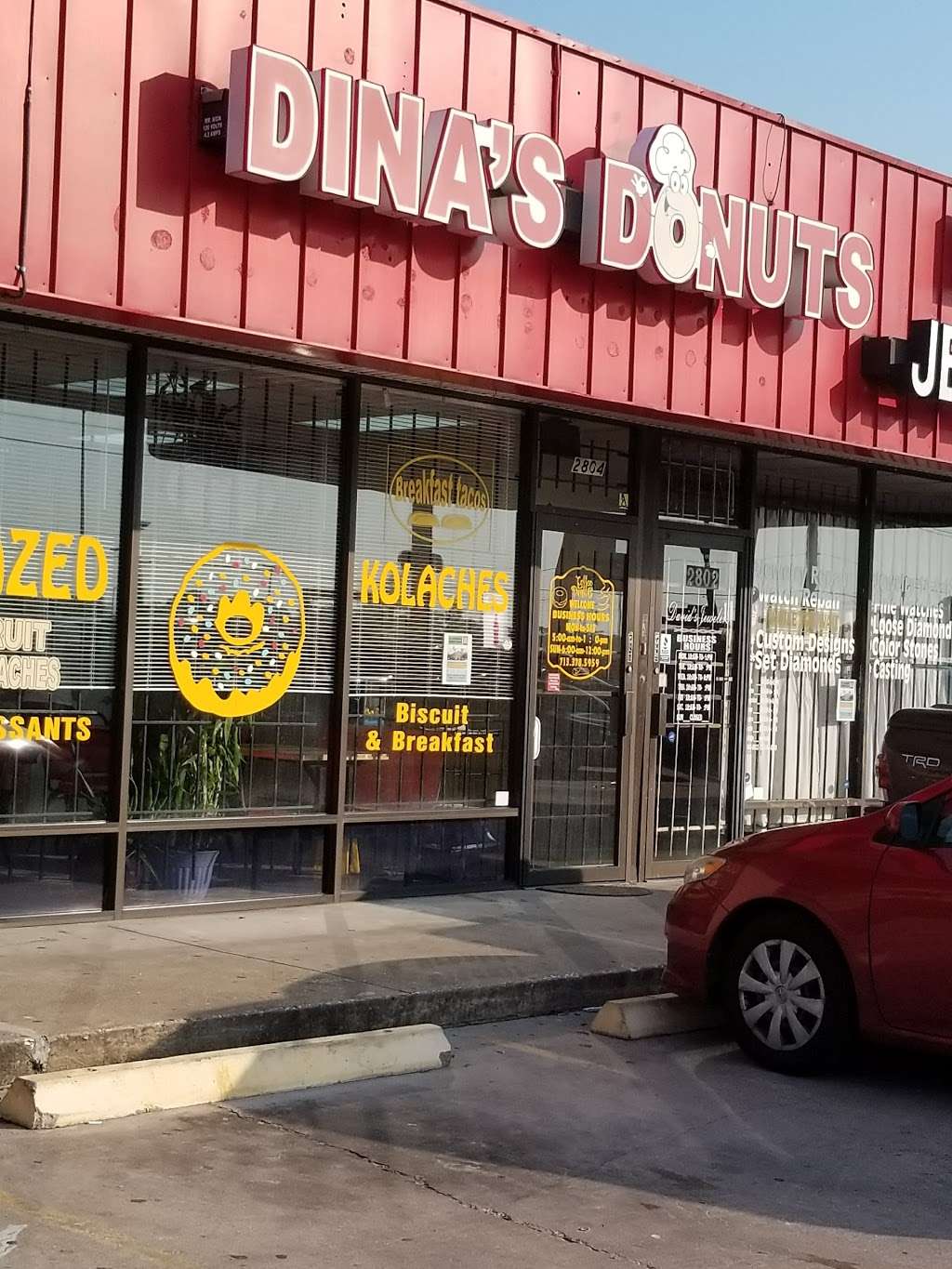 Dina’s Donuts | 2804 S Richey St, Houston, TX 77017, USA | Phone: (713) 378-5959