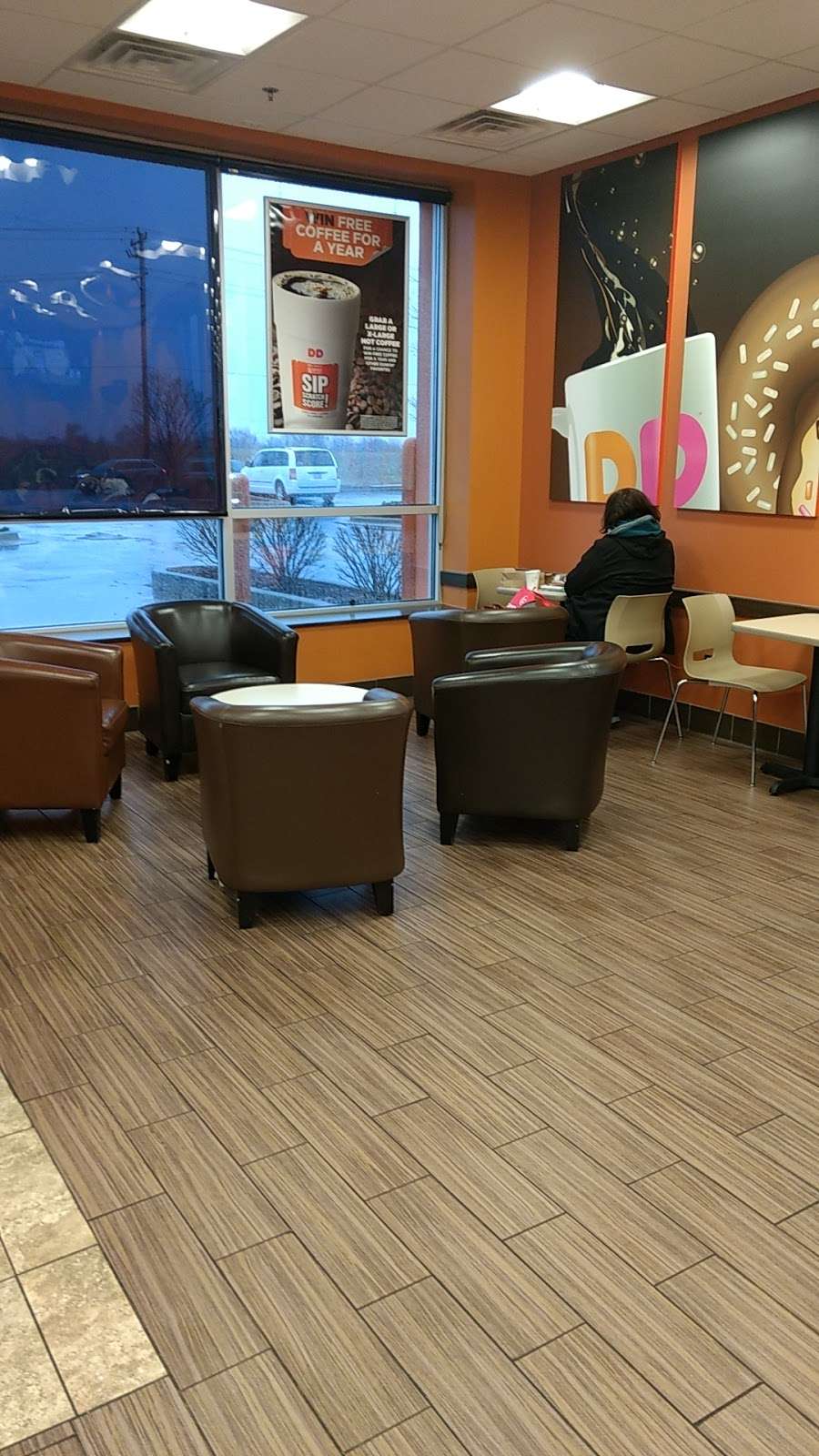 Dunkin Donuts | 9500 179th St, Tinley Park, IL 60487 | Phone: (708) 429-9600