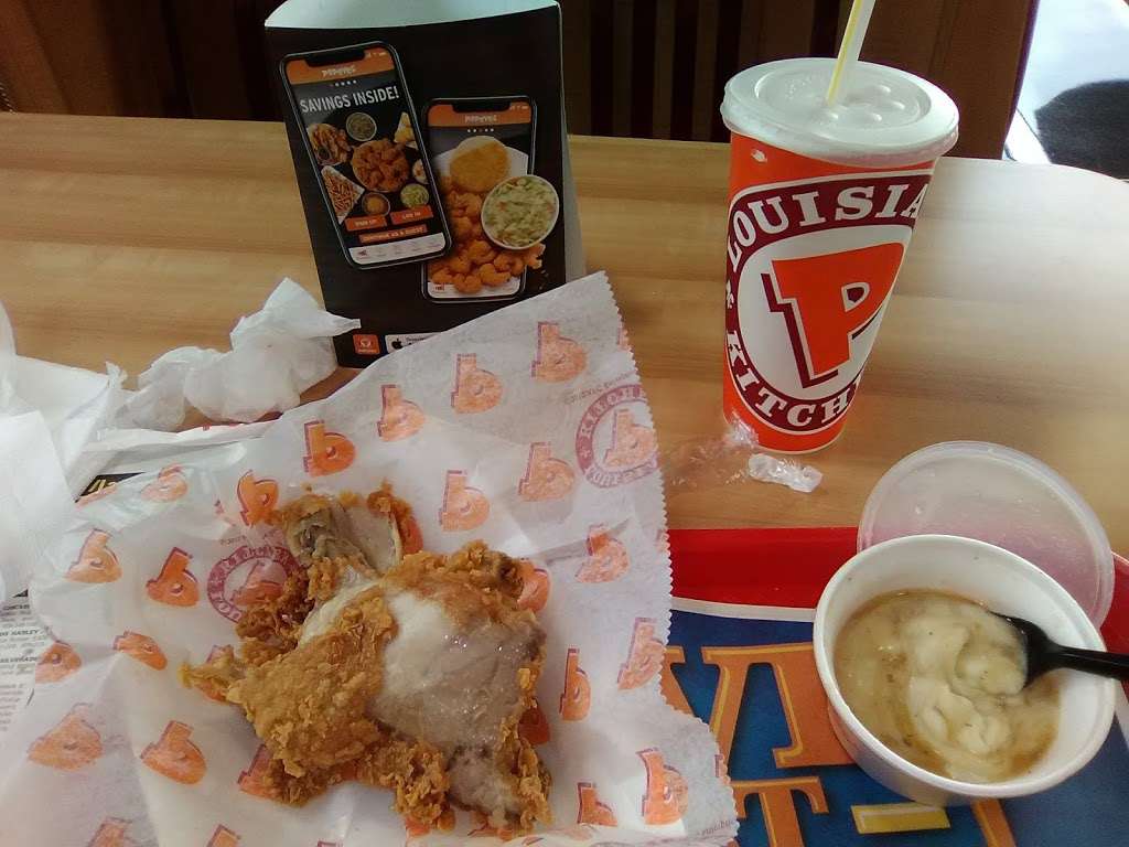 Popeyes Louisiana Kitchen | 14651 TX-105, Montgomery, TX 77356, USA | Phone: (936) 588-2227