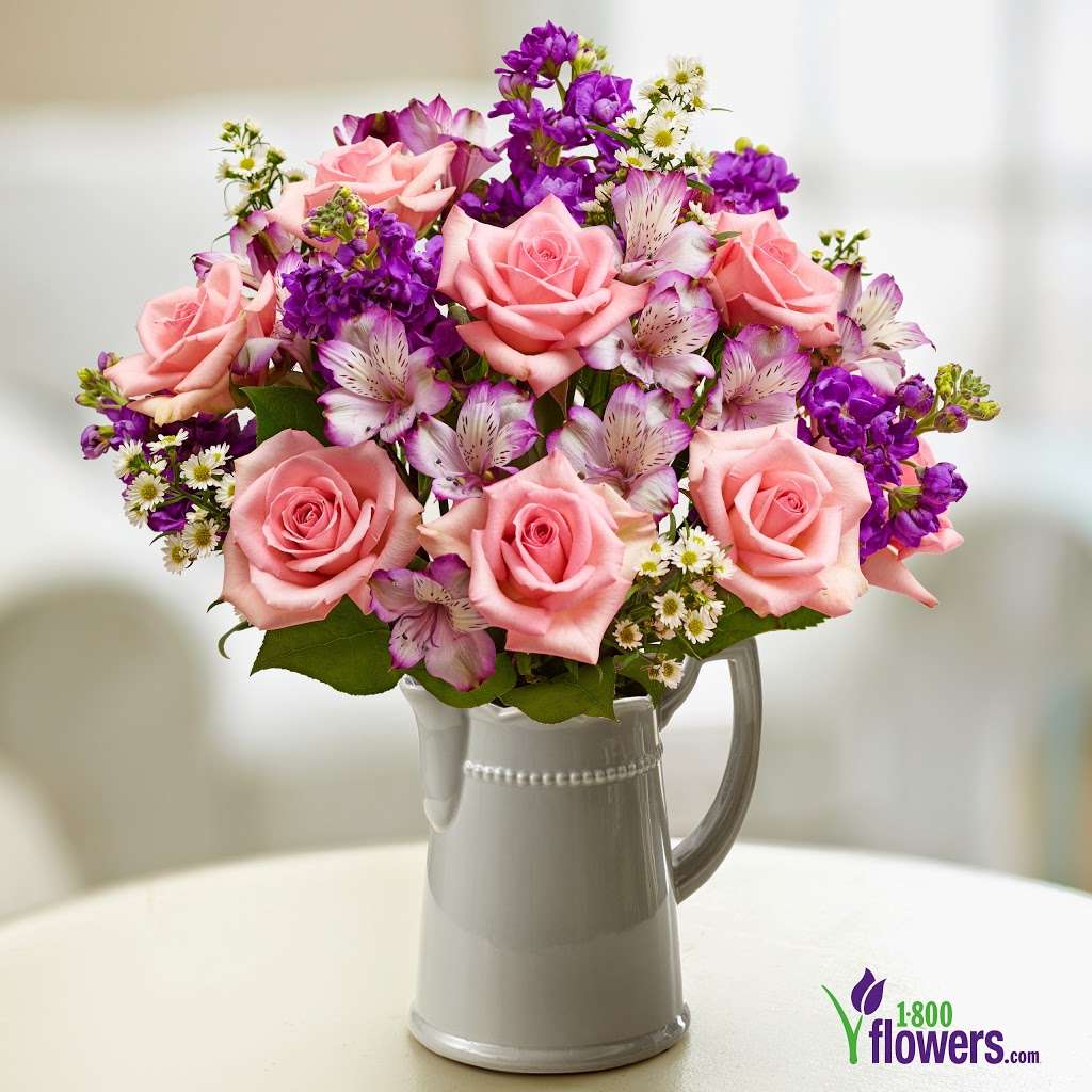 Sicolas Florist | 5616 Pinemont Dr, Houston, TX 77092, USA | Phone: (713) 742-6527