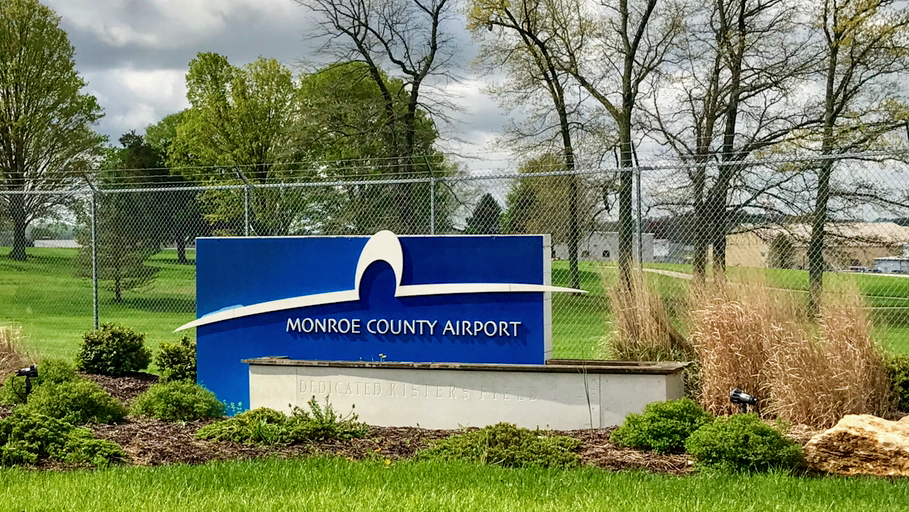 The Barber | Monroe County Airport, 972 S Kirby Rd, Bloomington, IN 47403, USA | Phone: (812) 371-3380