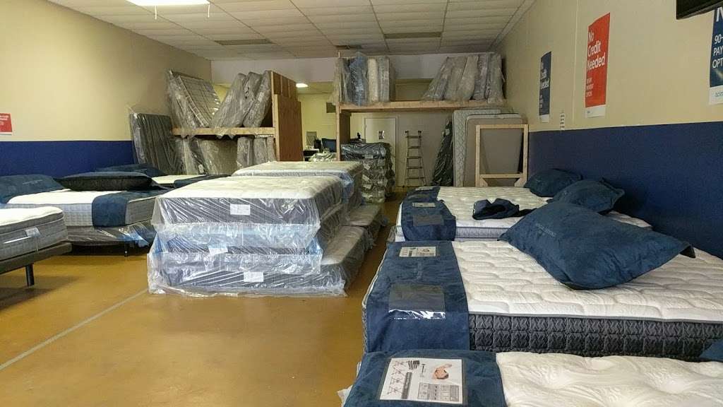 Mattress Clearance Center of Winter Haven | 9536, 7000 FL-544, Winter Haven, FL 33881, USA | Phone: (407) 408-6180