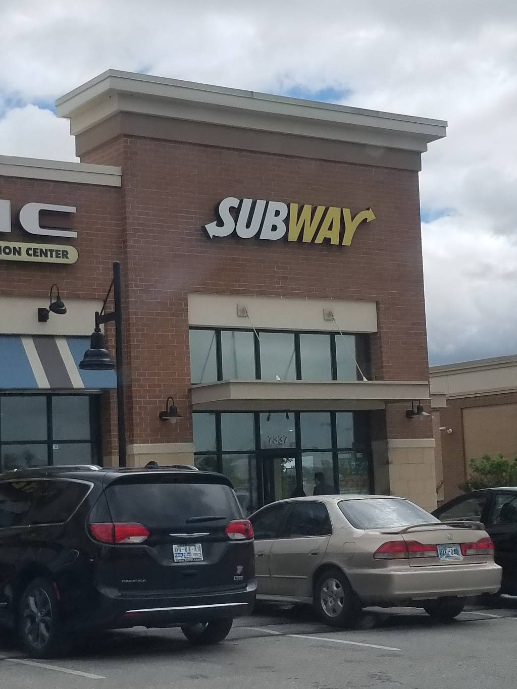 Subway | 7337 S Olympia Ave W, Tulsa, OK 74136, USA | Phone: (918) 447-6466