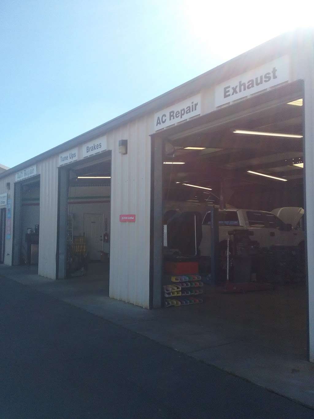 Phelan Express Lube & Wash | 9446 Sheep Creek Rd, Phelan, CA 92371 | Phone: (760) 868-4455