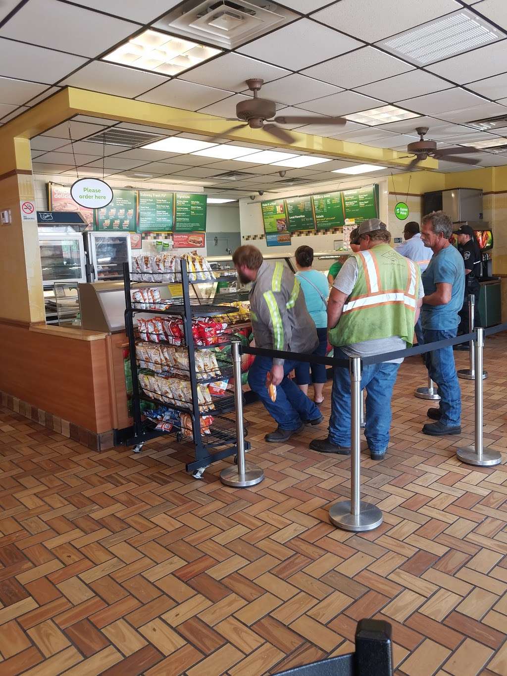 Subway Restaurants | 2006 Clinton Dr, Galena Park, TX 77547, USA | Phone: (713) 678-8594