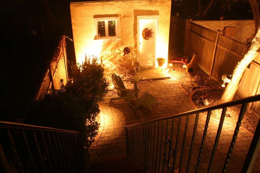 Firefly Landscape Lighting | 7 Derfuss Ln, Blauvelt, NY 10913, USA | Phone: (201) 639-4888