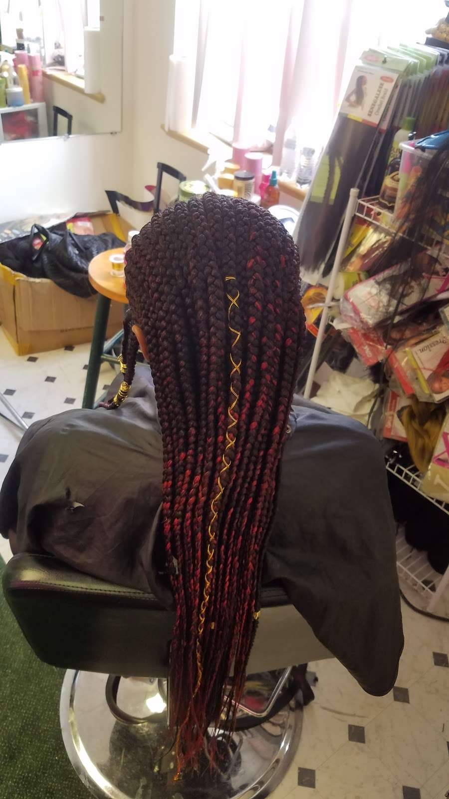 ROYALMAMZEE HAIR BRAIDING SALON | 5703 Edsall Rd, Alexandria, VA 22304, USA | Phone: (571) 314-7400